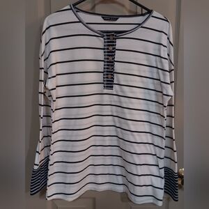 SHEIN Women's Striped Thermal Henley - Size Small (4)